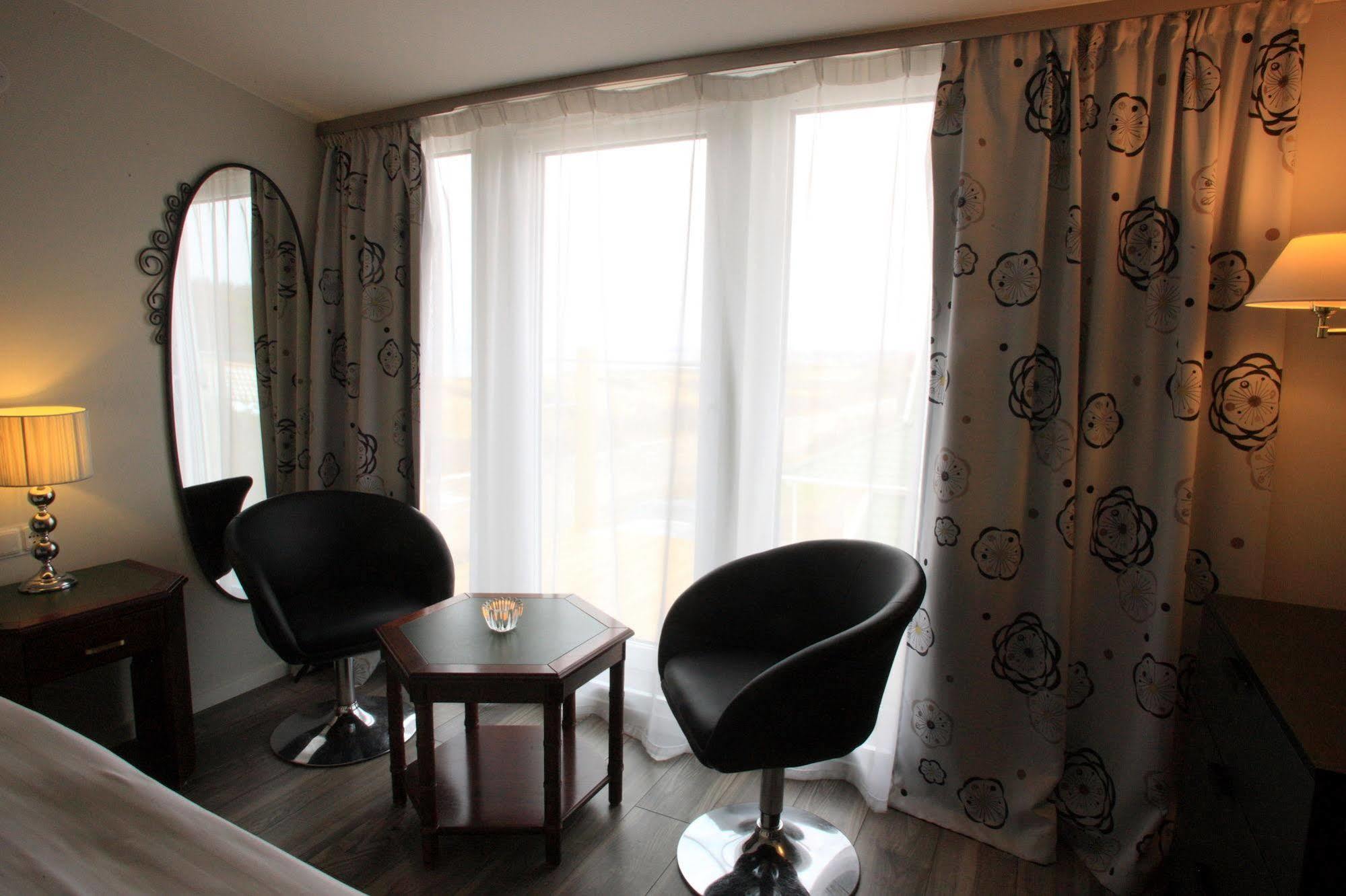 Vejby Strand Hotel Vejbystrand Extérieur photo
