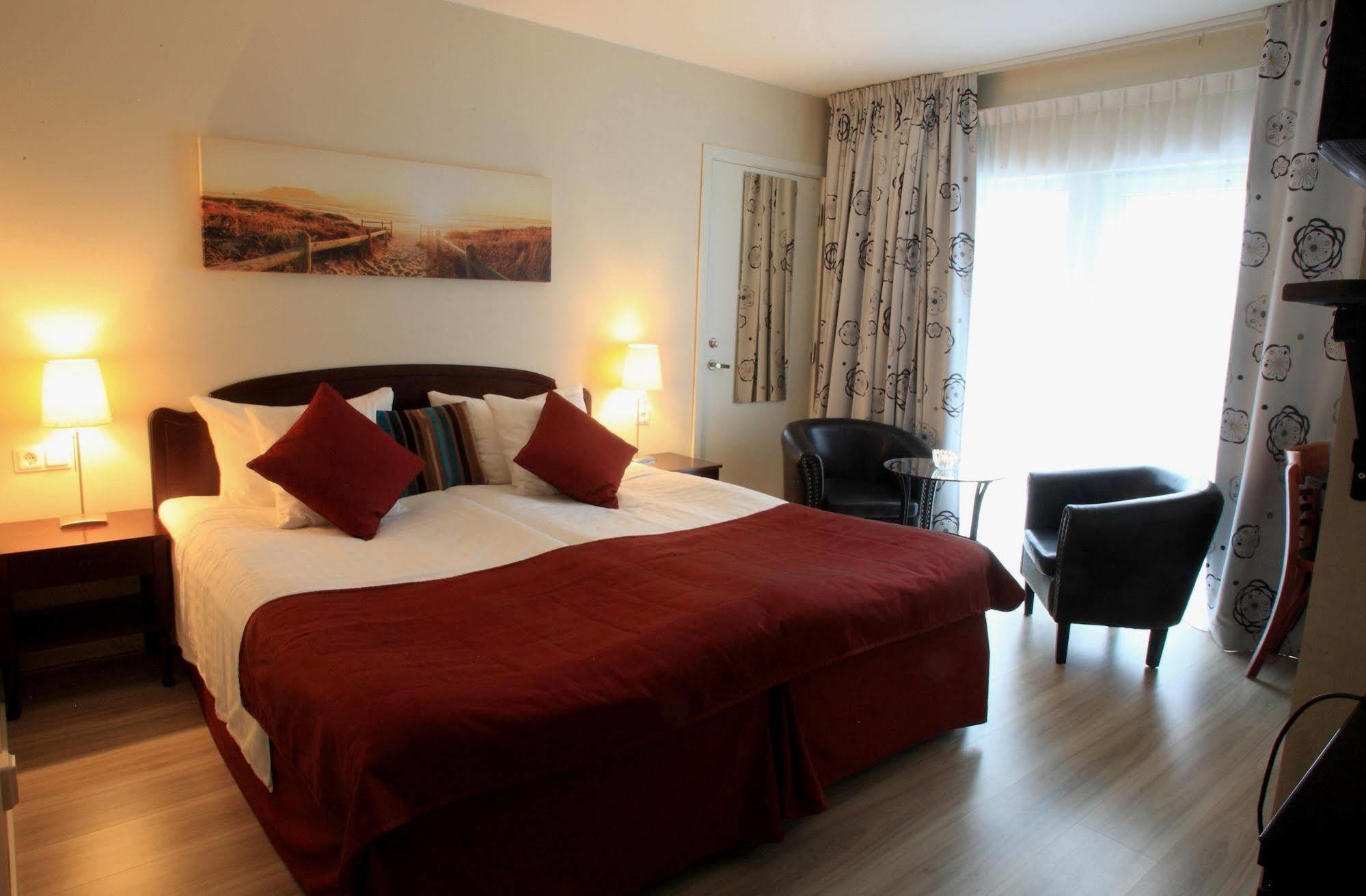 Vejby Strand Hotel Vejbystrand Extérieur photo